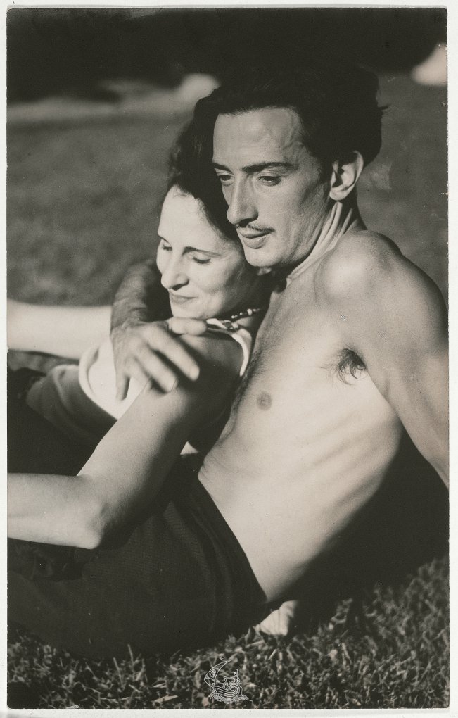Η Gala και ο Salvador Dalí, 1933