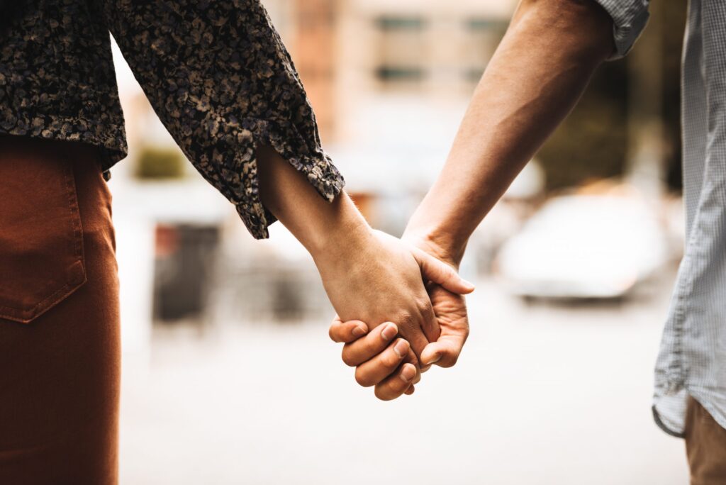 8 πράγματα που πρέπει να αποδεχθούμε ως φυσιολογικά στις σχέσεις
